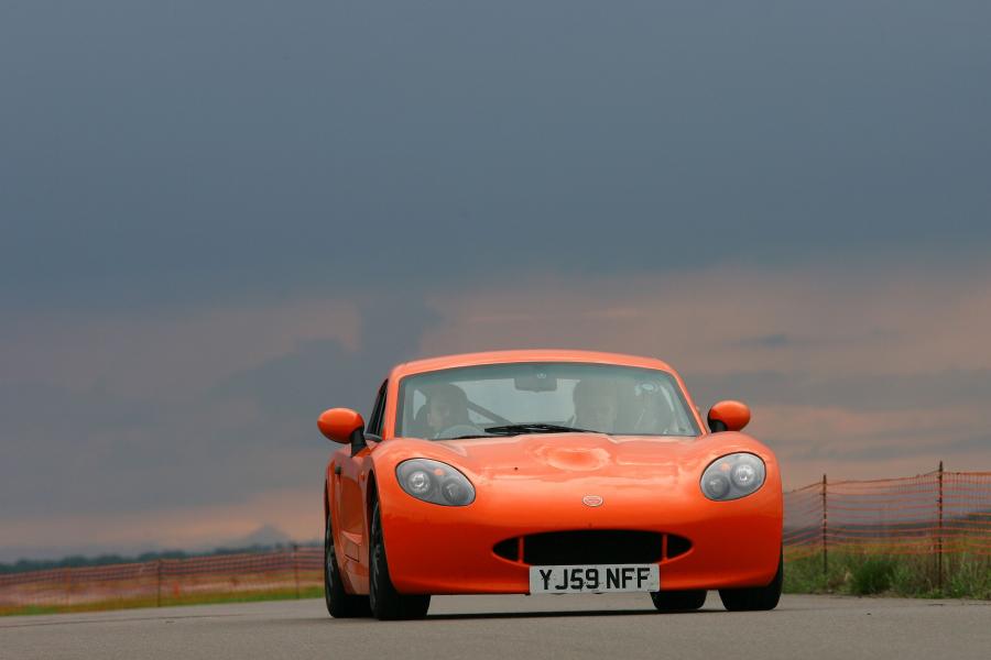  Ginetta G40R 2011 года  (фото 39 из 85)